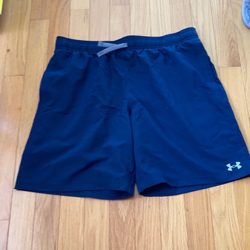 Supper light men’s athletic shorts